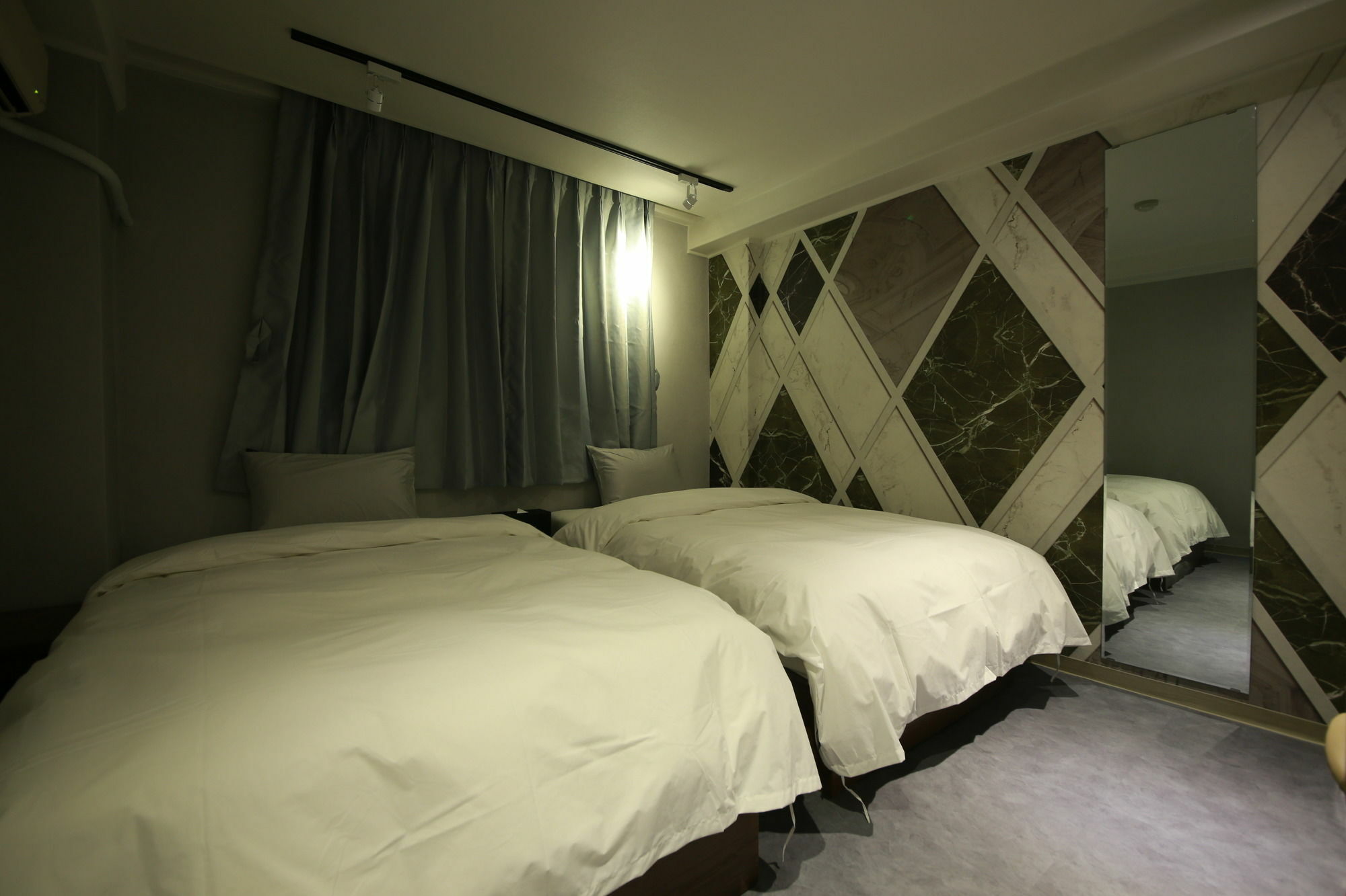 Hotel Blanc In Чеонджу Екстериор снимка