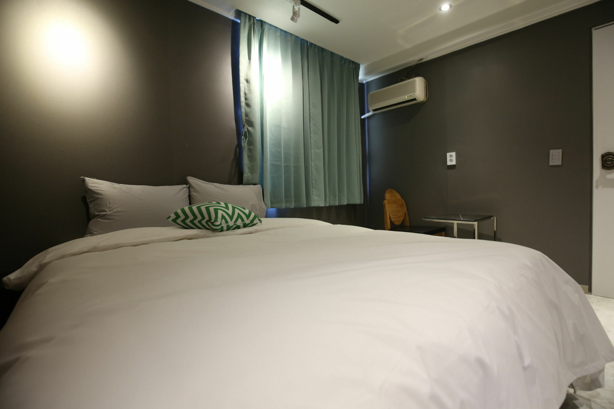 Hotel Blanc In Чеонджу Екстериор снимка