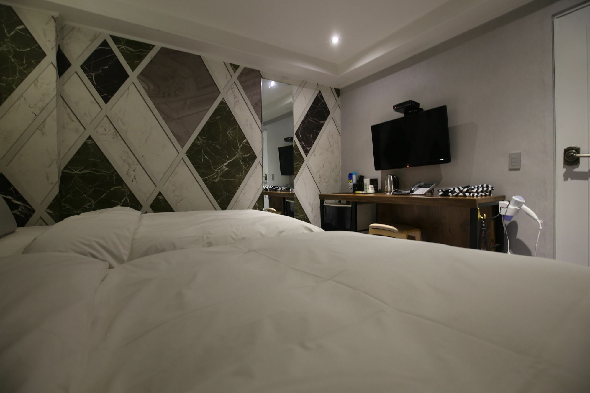 Hotel Blanc In Чеонджу Екстериор снимка